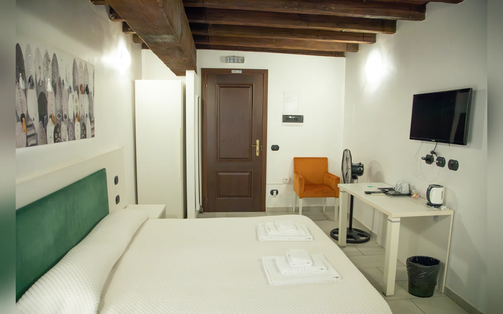 flowers apartments, struttura a Roma (Lazio) (foto 47)